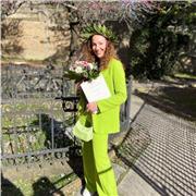 Aiuto compiti per bambini e ragazzi di tutte le età. Sono una docente di inglese e francese, offro ripetizioni di varie materie